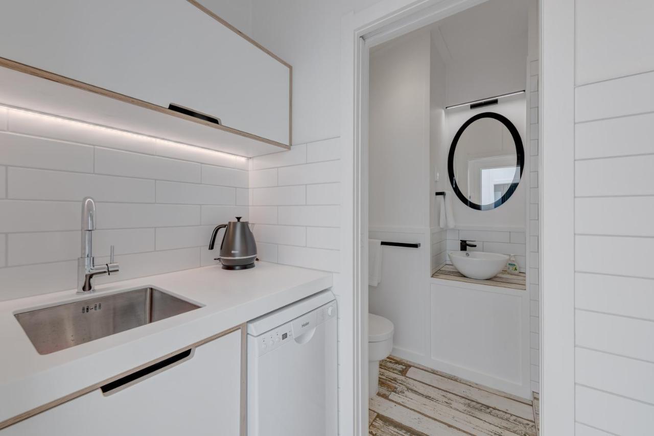 Woodside Bay Chalets Ostend Esterno foto